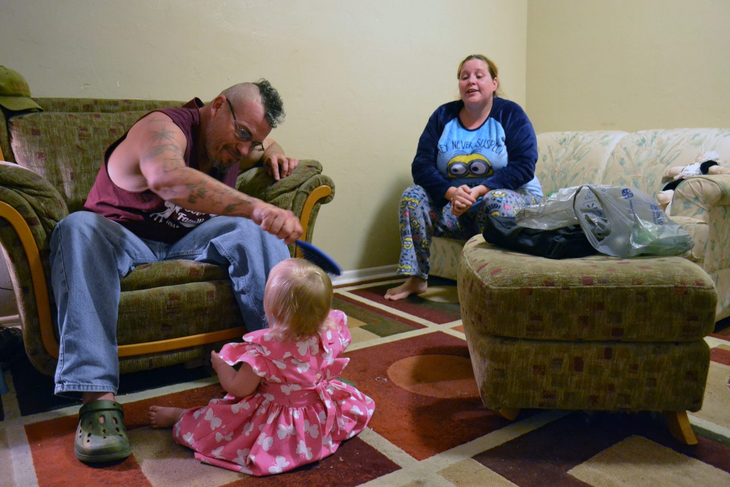 Millie and baby Sandy spend most of the day inside their apartment. Baby Sandy has learned to walk since they've been in their new home. (Monica Humphries/WUFT News)