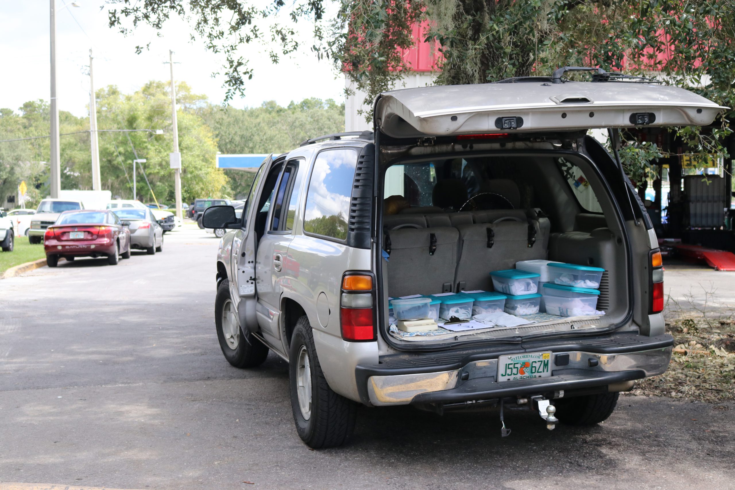 The aftermath of Hurricane Irma didn’t just leave fallen trees in the streets, people without power, or homes flooded; its destruction also left Florida’s wildlife in critical condition. Florida Wildlife Care helps animals recover from the impending damage that Hurricane Irma had on the wildlife of Florida. The FWC began receiving animals affected by the storm as early as Sunday afternoon, according to Straub. On Monday FWC took in the highest number of animals than any other day, accounting for over 100 animals.